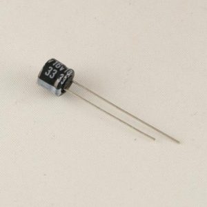 Condensador Eletrolítico 33uF 16V