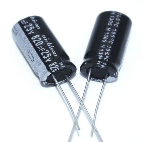 Condensador electrolítico 820UF 25V